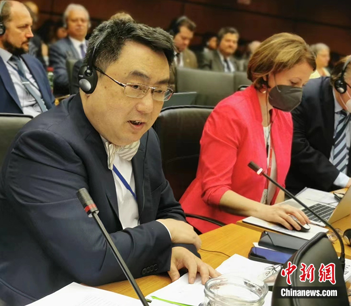 图为中国常驻维也纳联合国代表王群出席会议。 <a target='_blank' href='/'>中新社</a>发 中国常驻维也纳联合国代表团供图 图为中国常驻维也纳联合国代表王群出席会议。 <a target='_blank' href='/'>中新社</a>发 中国常驻维也纳联合国代表团供图