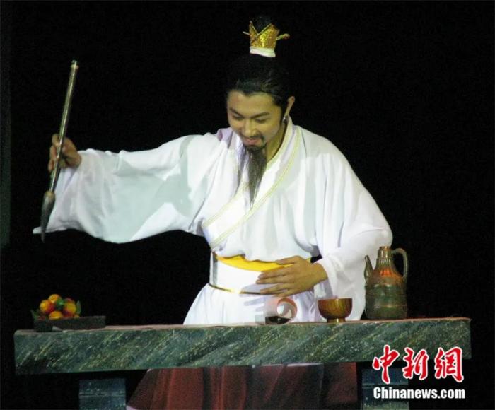 历史剧中的苏东坡形象。<a target='_blank' href='/'>中新社</a>记者 宋秀杰 摄

