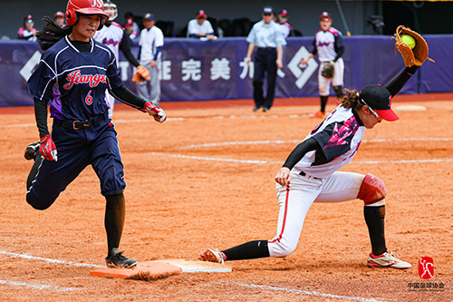 图片来源:中国垒球协会 图片来源:中国垒球协会