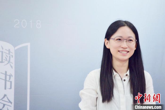 作家张怡微近照 人民文学出版社供图